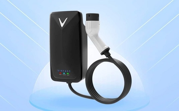 sạc treo tường vinfast