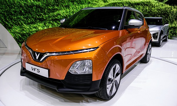 xe ô tô điện vinfast vf5