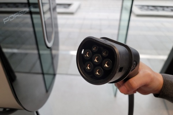 Cổng sạc tiêu chuẩn Type 2 Mennekes