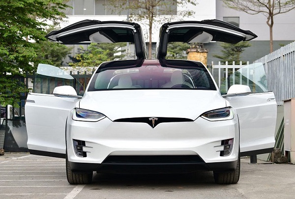 xe tesla model x
